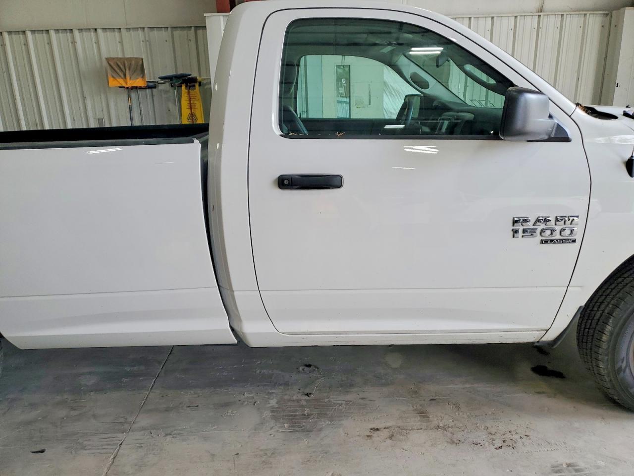 2021 Ram 1500 Classic Tradesman - zdjęcie 10