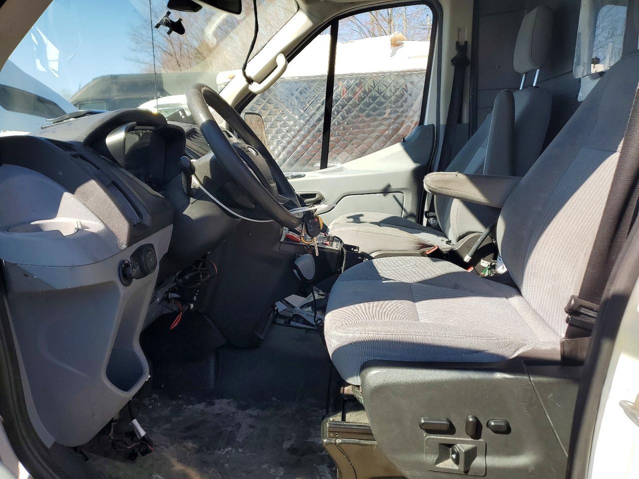2019 Ford Transit T-250 - zdjęcie 7