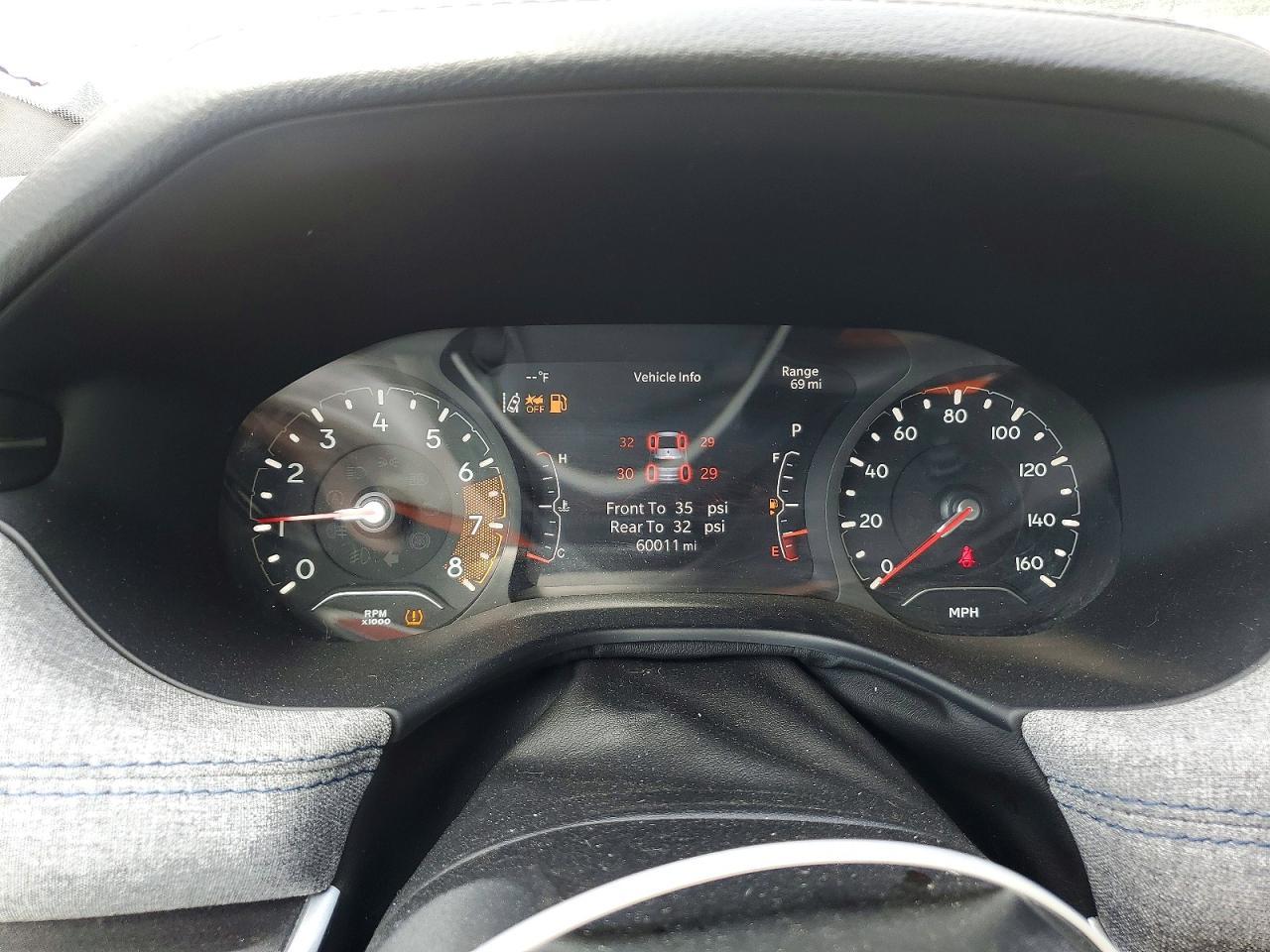 2023 Jeep Compass Latitude - zdjęcie 9