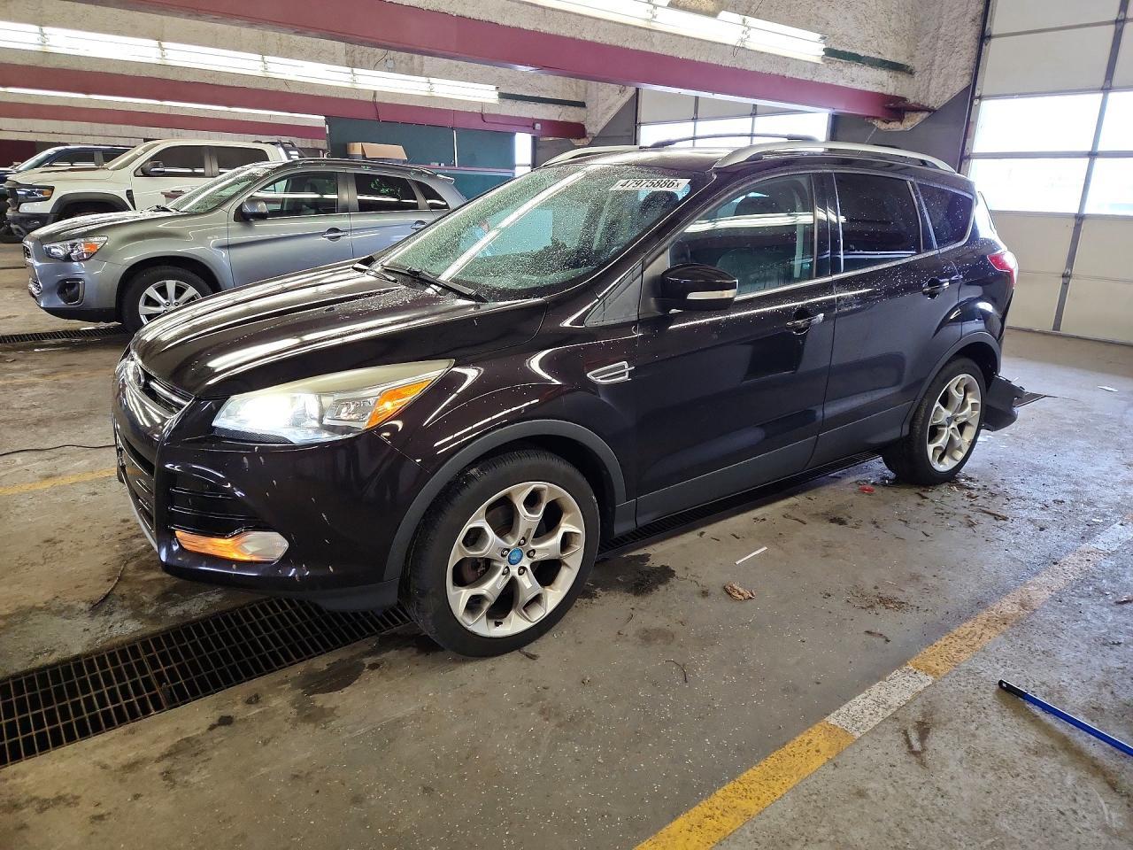2013 Ford Escape Titanium - zdjęcie główne