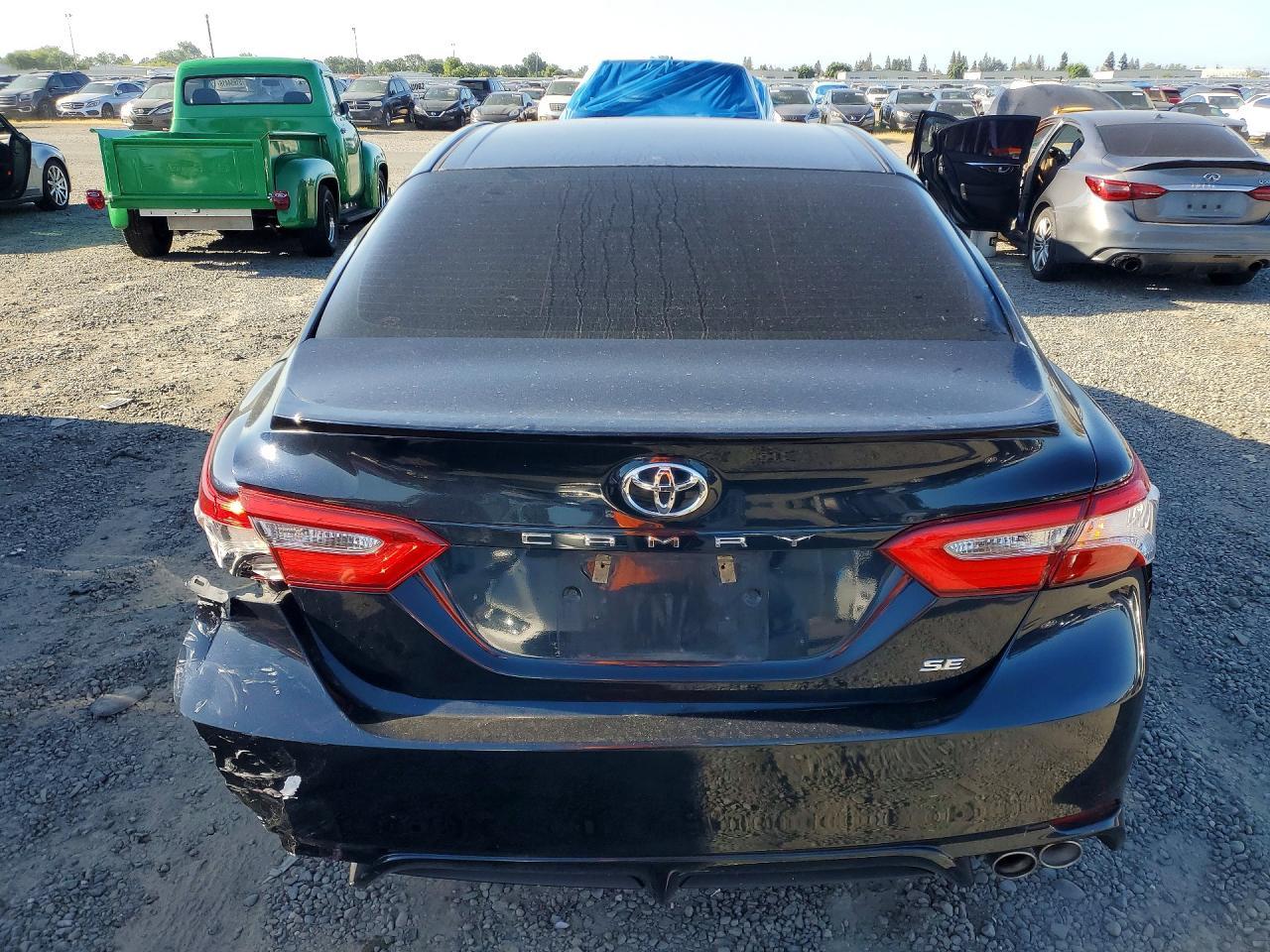 2018 Toyota Camry Se - zdjęcie 6