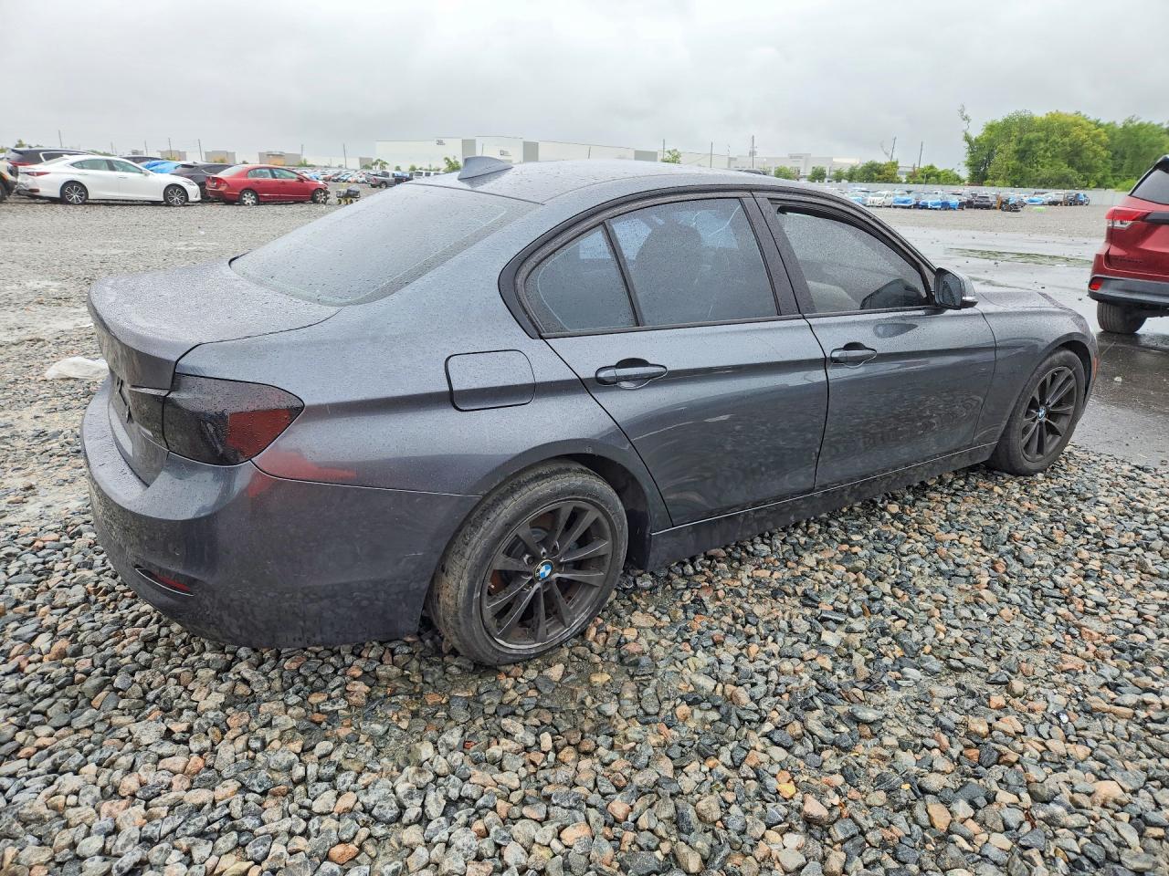 BMW Seria 3 - zdjęcie 3