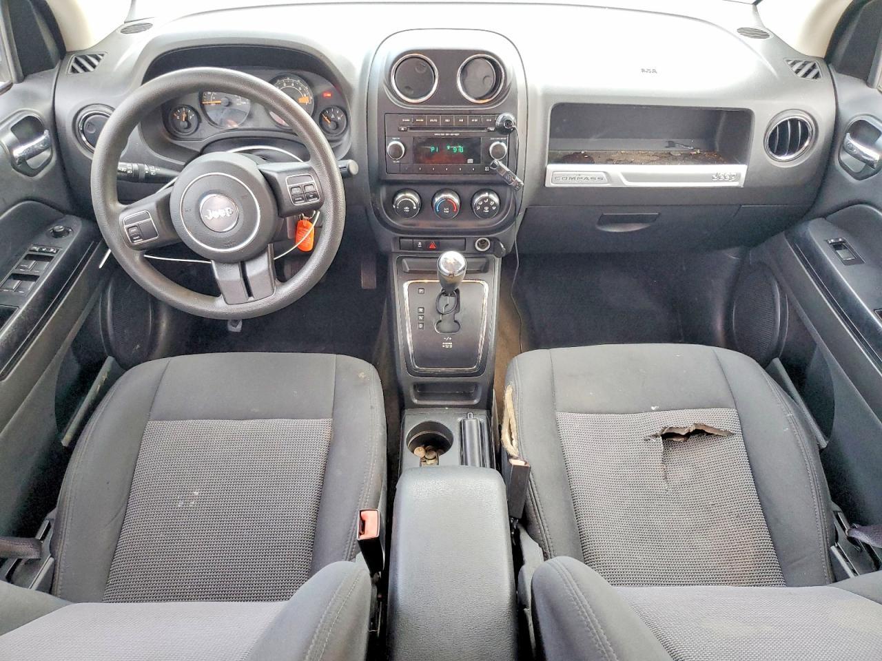 2014 Jeep Compass Sport - zdjęcie 8