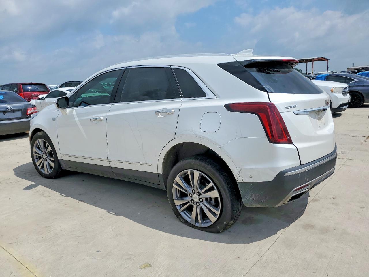 2024 Cadillac Xt5 Premium Luxury - zdjęcie 2