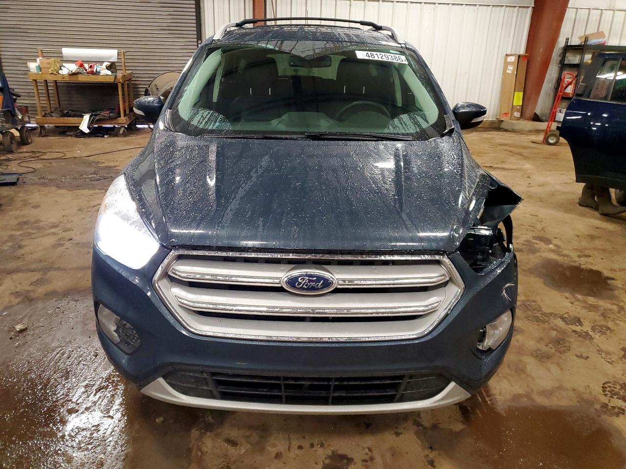 2019 Ford Escape Titanium - zdjęcie 5