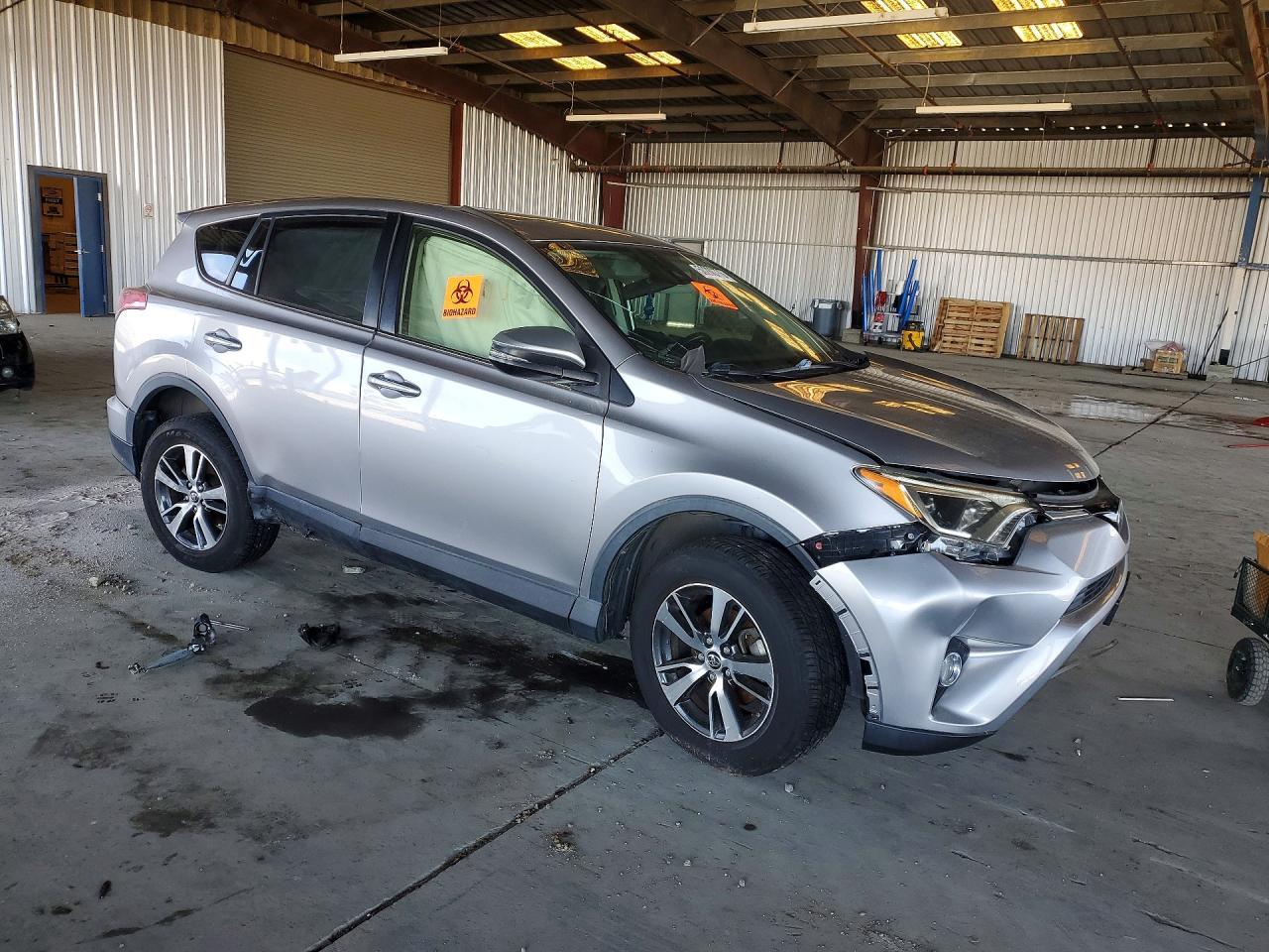 2018 Toyota Rav4 Xle - zdjęcie 4