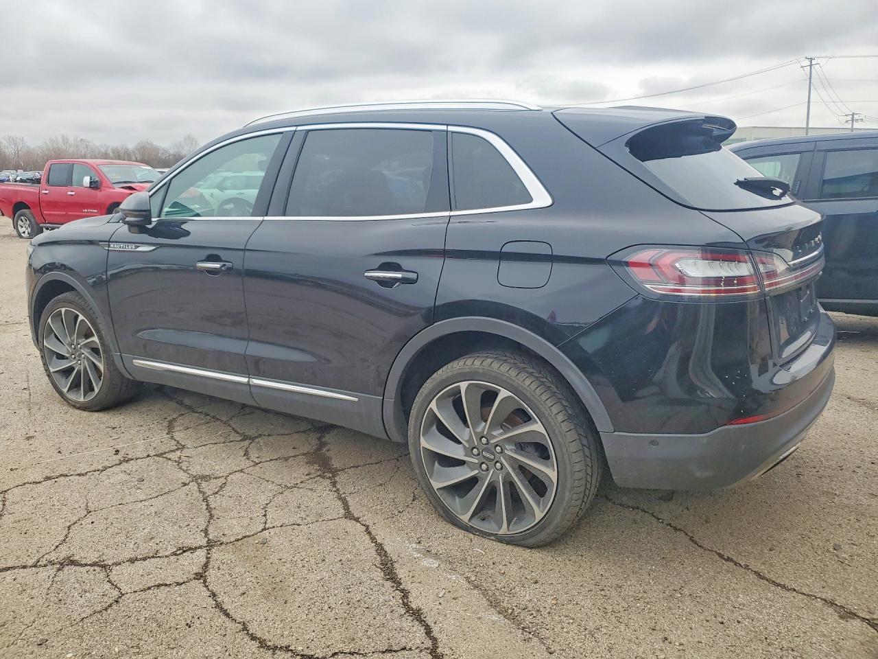 2020 Lincoln Nautilus Reserve - zdjęcie 2