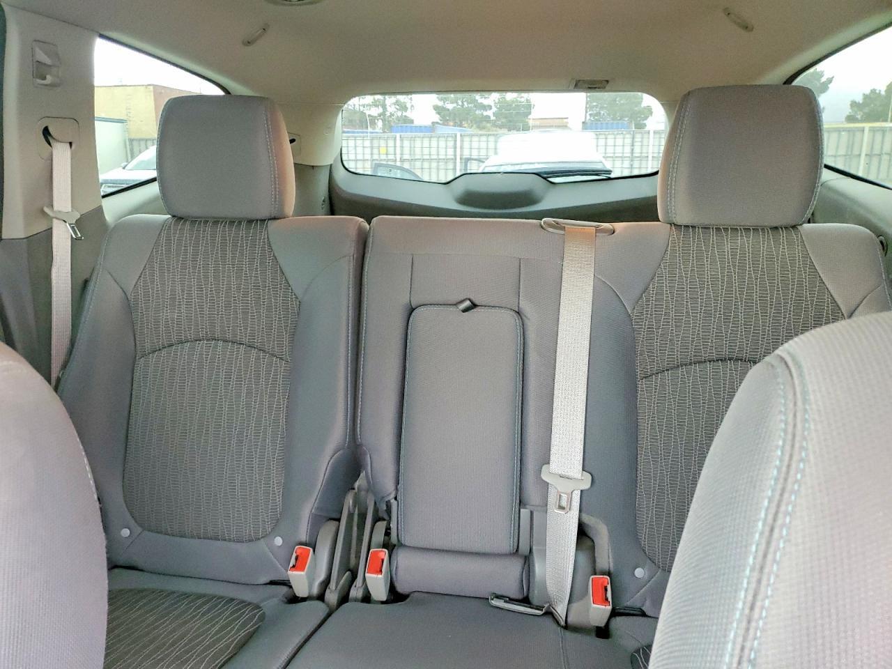 2015 Chevrolet Traverse Ls - zdjęcie 10