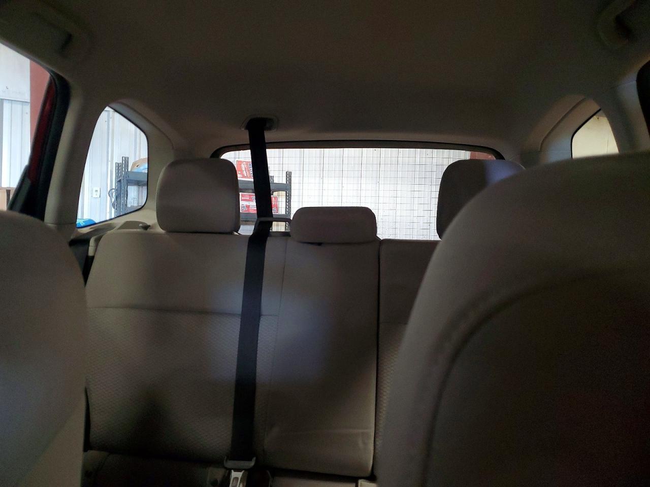 2014 Subaru Forester 2.5I - zdjęcie 10