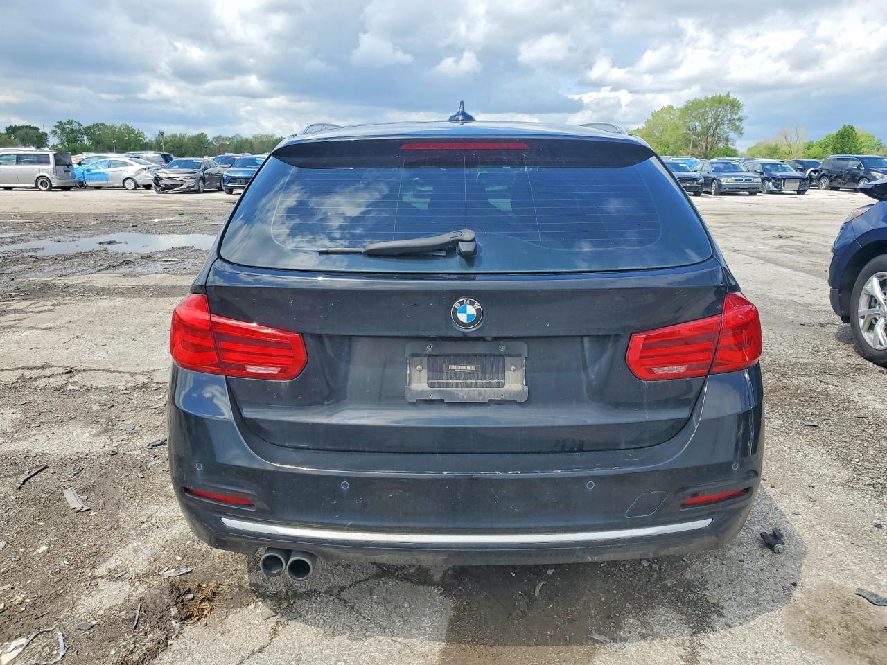 2016 BMW Seria 3 328i - zdjęcie 6