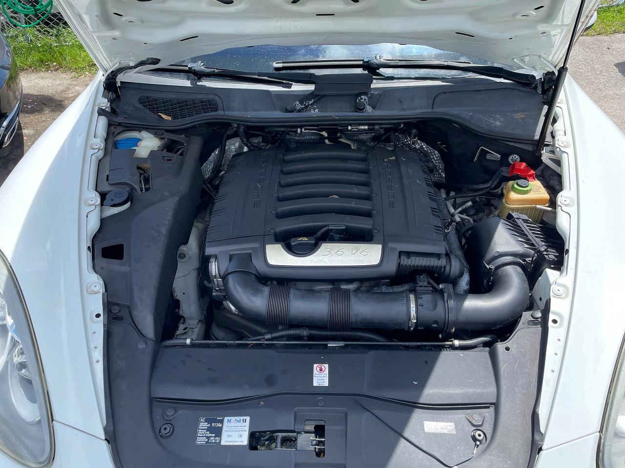 2014 Porsche Cayenne - zdjęcie 7