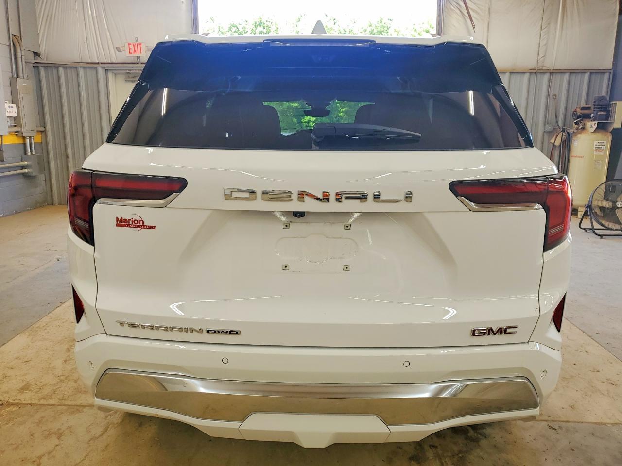 2026 GMC Terrain Denali - zdjęcie 6