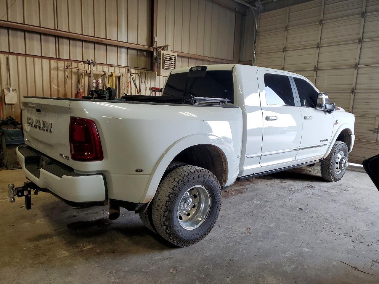 2026 Ram 3500 Limited - zdjęcie 3