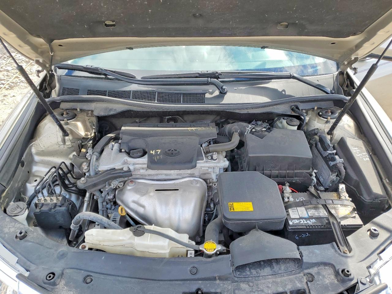 2014 Toyota Camry Le - zdjęcie 11