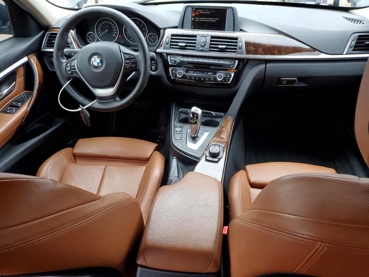 2016 BMW Seria 3 320i - zdjęcie 8