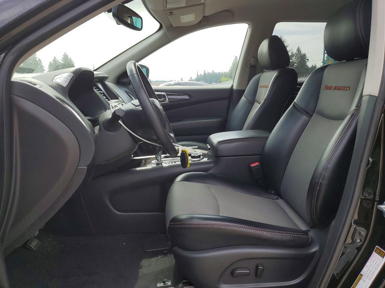 2020 Nissan Pathfinder Sv - zdjęcie 7