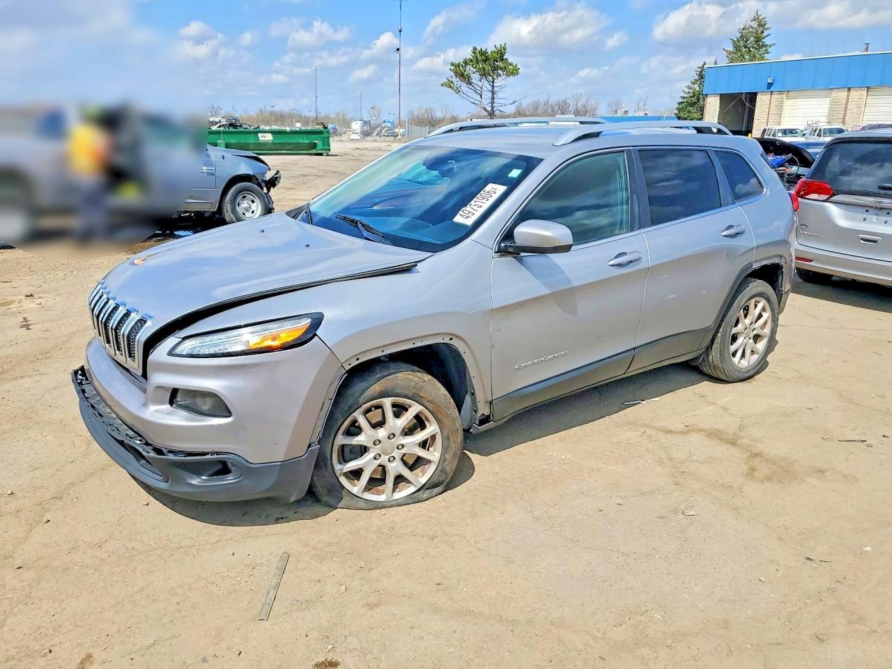 2017 Jeep Cherokee Latitude - zdjęcie główne