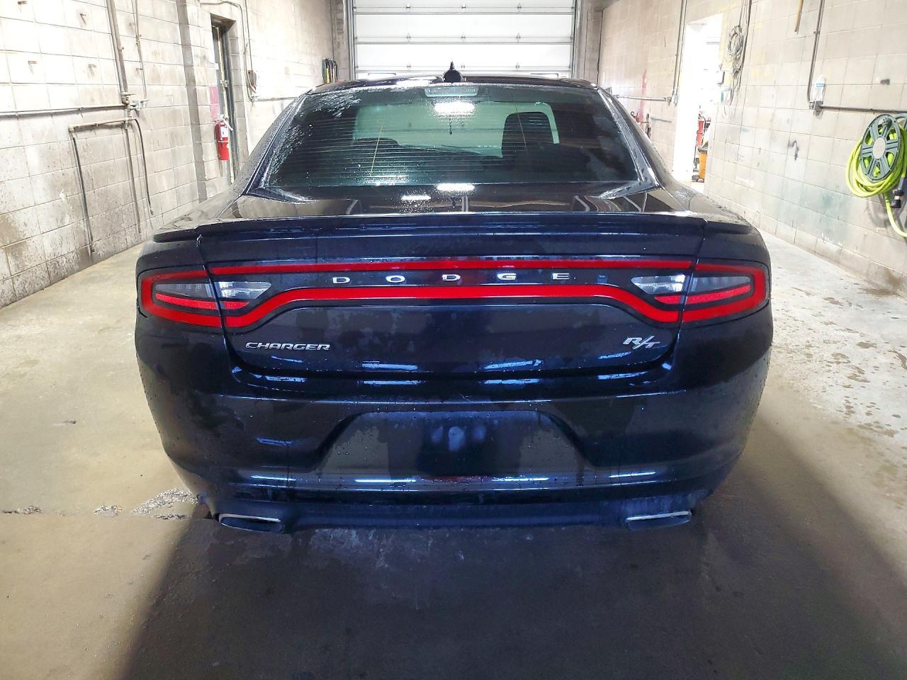 2016 Dodge Charger R - zdjęcie 6