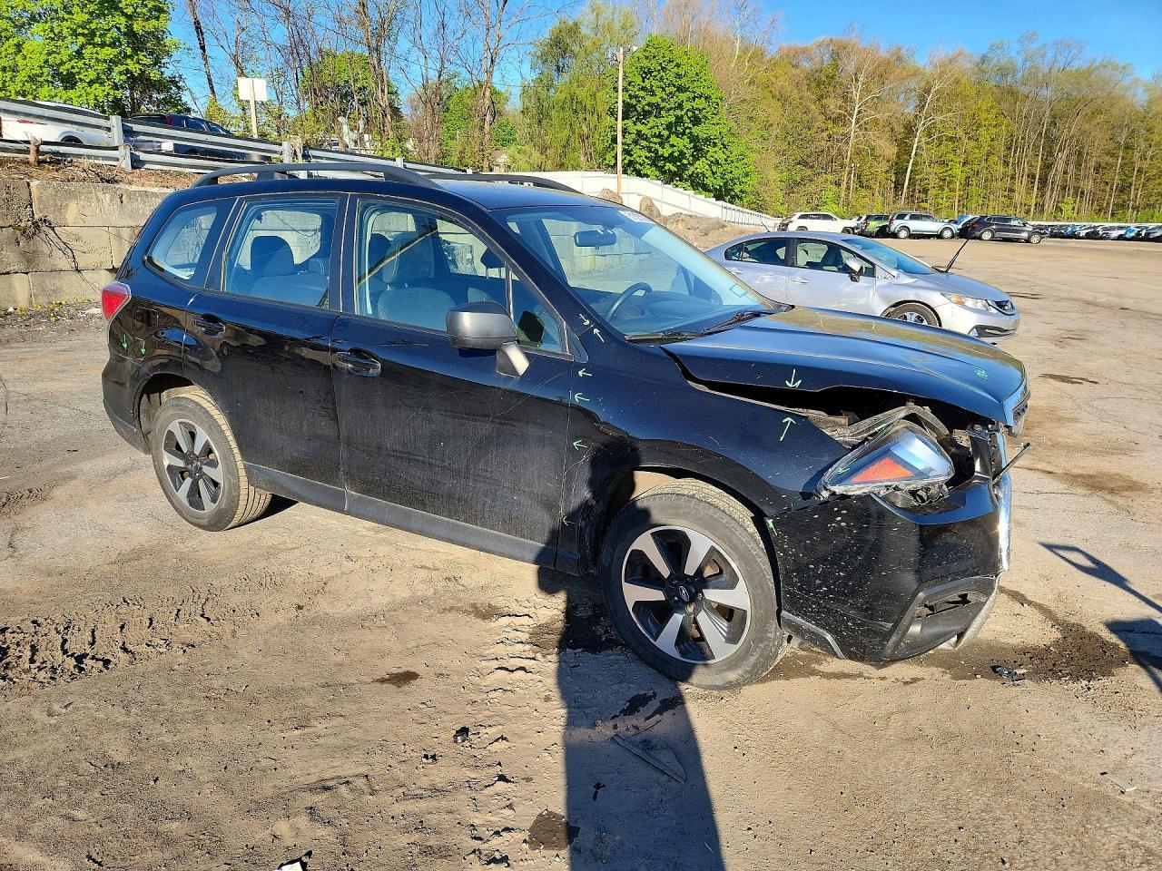 2017 Subaru Forester 2.5I - zdjęcie 4