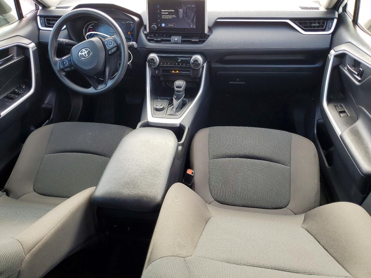 2025 Toyota Rav4 Hybrid Le - zdjęcie 8