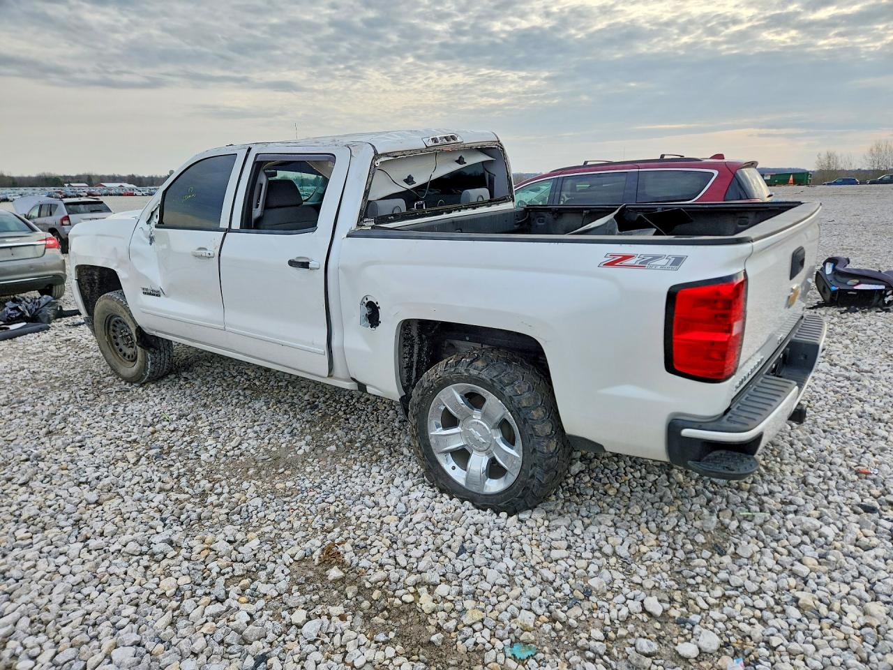 2017 Chevrolet Silverado K1500 Lt - zdjęcie 2