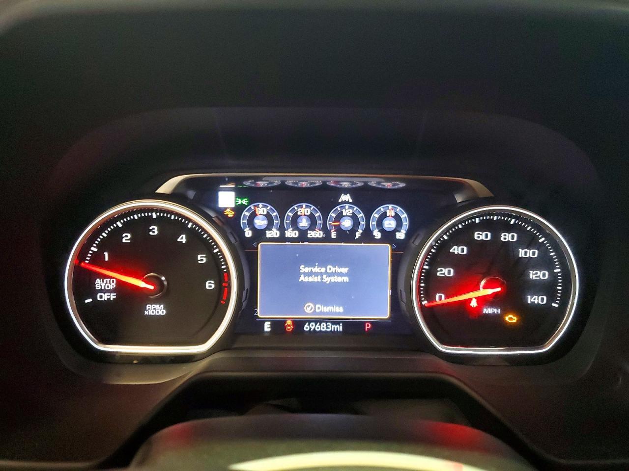 2021 Chevrolet Tahoe C1500 Premier - zdjęcie 9