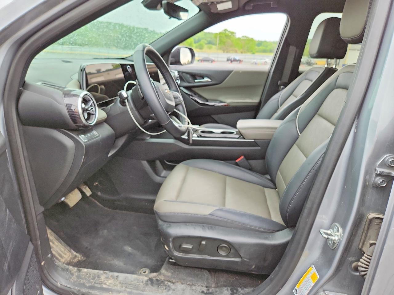 2025 Chevrolet Equinox Lt - zdjęcie 7