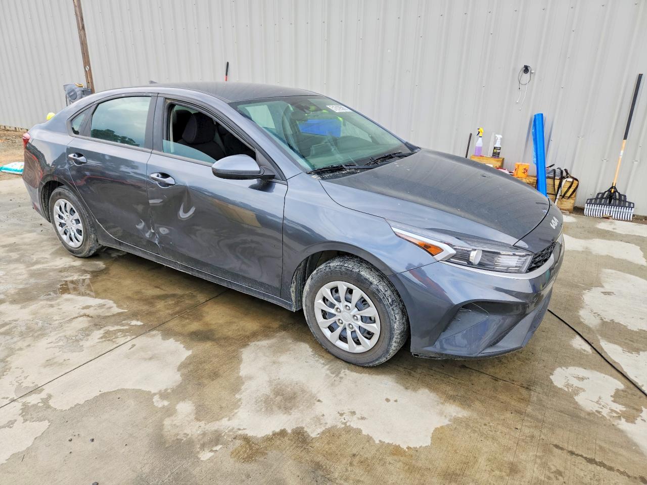 2024 Kia Forte Lx - zdjęcie 4