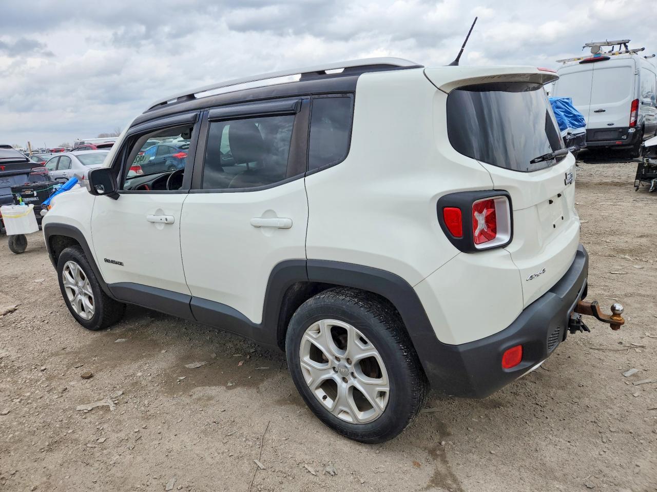 2016 Jeep Renegade Limited - zdjęcie 2