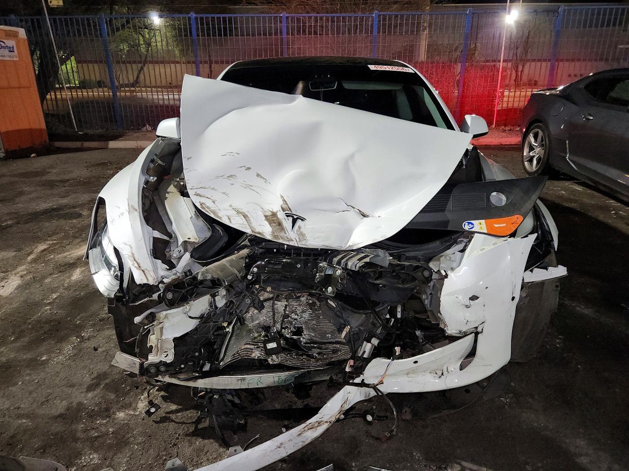 2018 Tesla Model 3 - zdjęcie 5