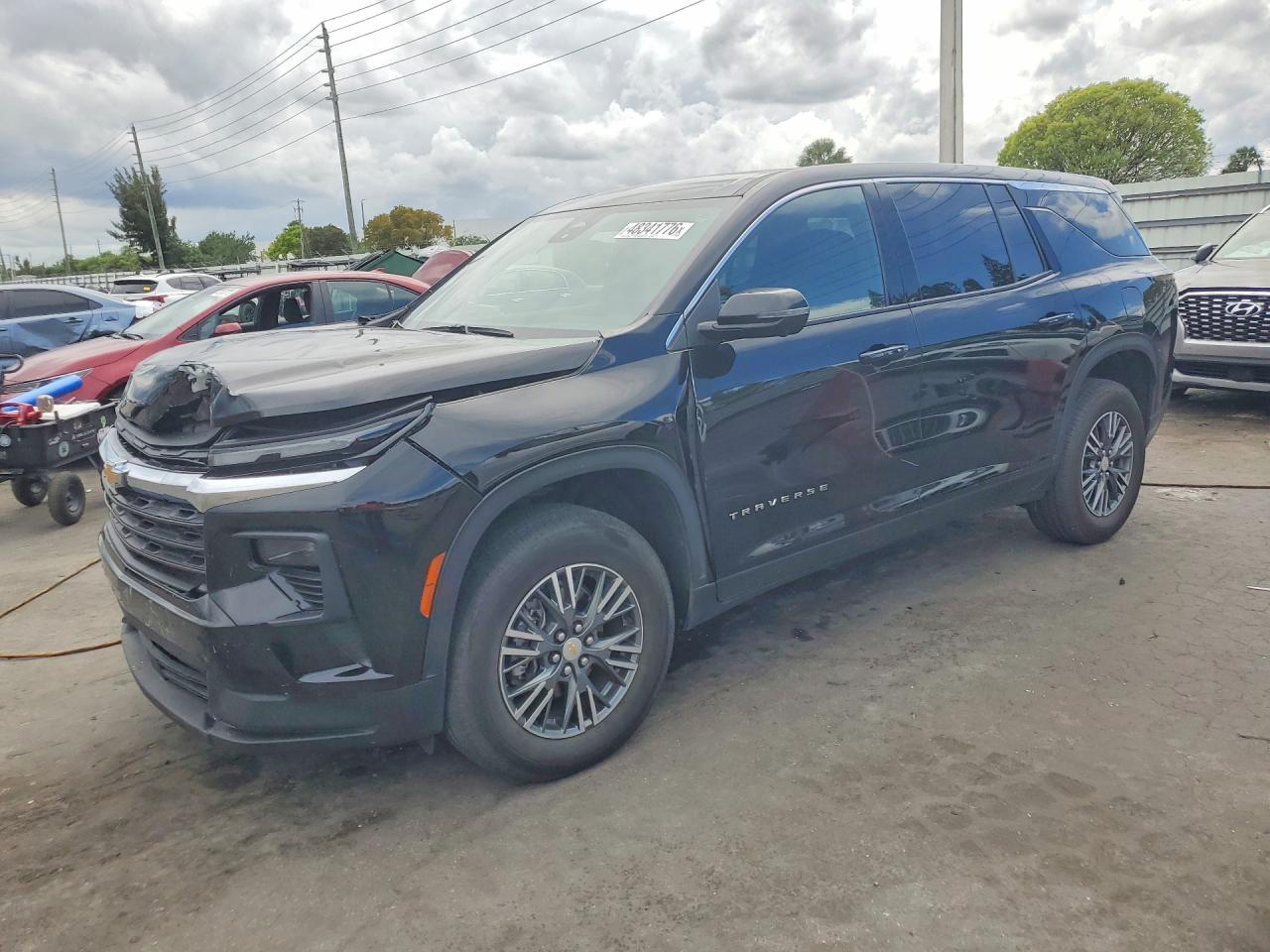 2024 Chevrolet Traverse Ls - zdjęcie główne