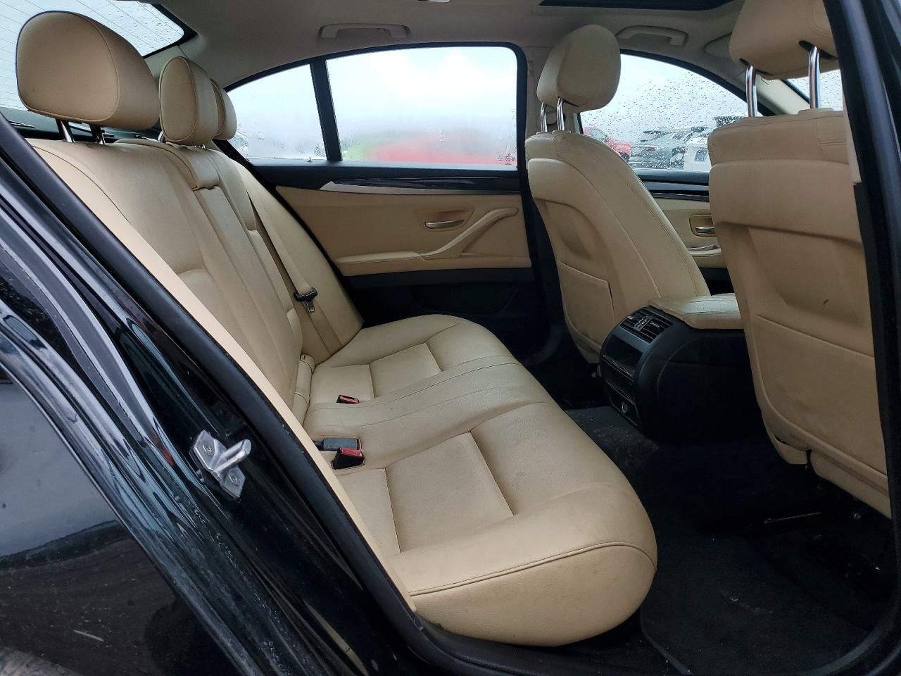 2016 BMW 528 I - zdjęcie 10
