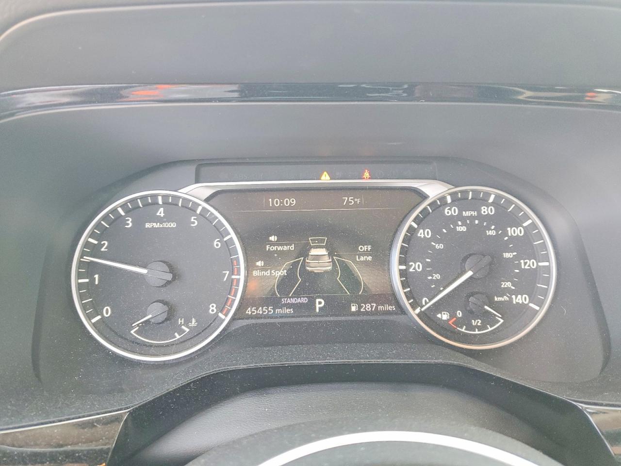 2022 Nissan Pathfinder Sl - zdjęcie 9