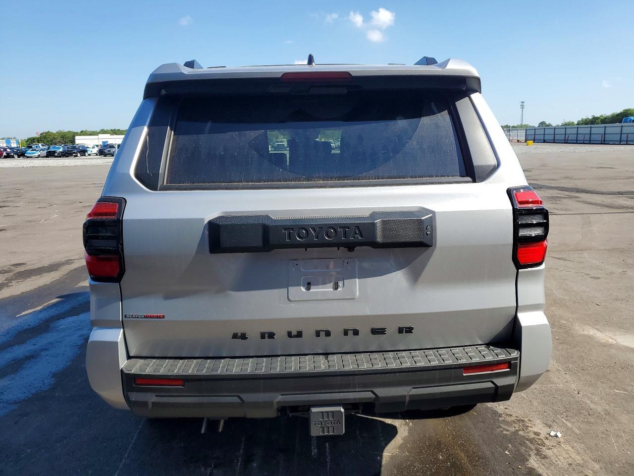 2025 Toyota 4Runner Sr5 - zdjęcie 6