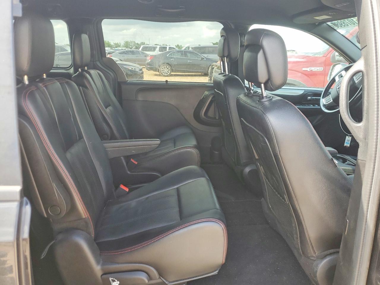 2019 Dodge Grand Caravan Gt - zdjęcie 11