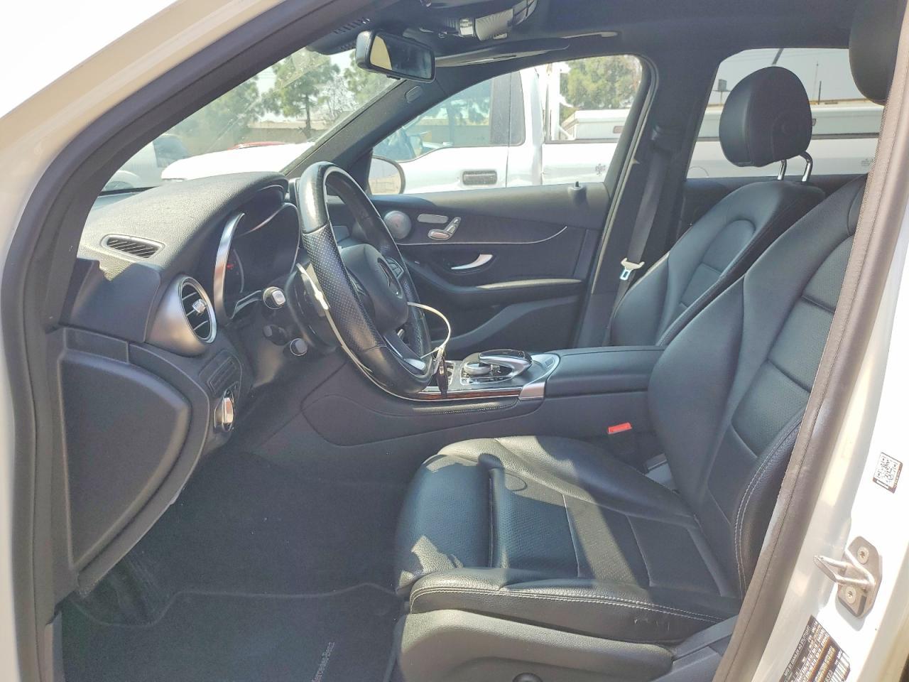 2017 Mercedes-Benz Glc 300 4Matic - zdjęcie 7
