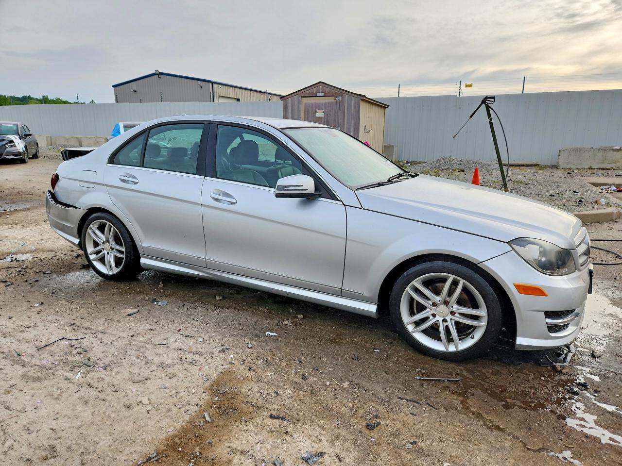 2013 Mercedes-Benz C 250 - zdjęcie 4