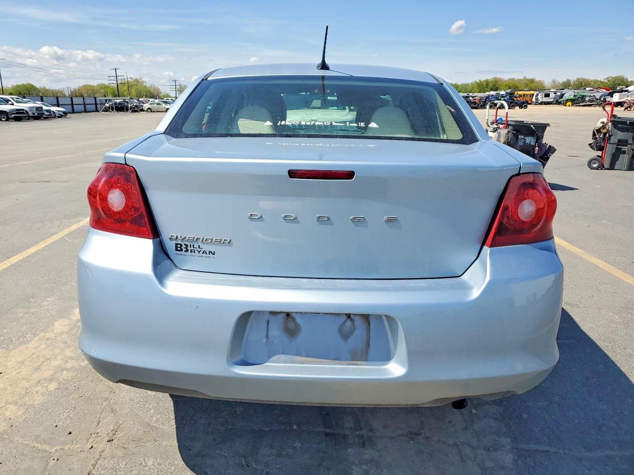 2013 Dodge Avenger Se - zdjęcie 6