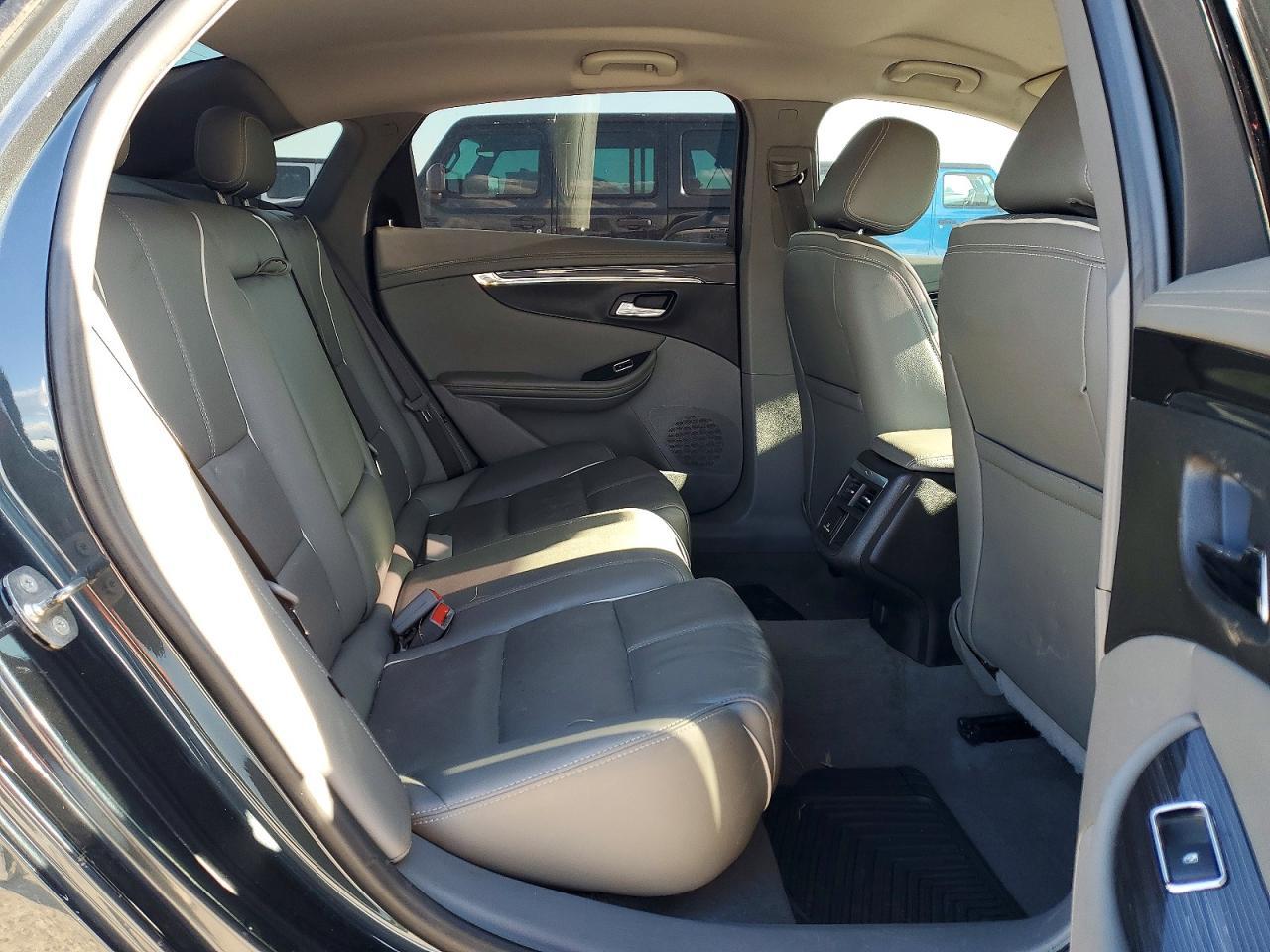 2018 Chevrolet Impala Premier - zdjęcie 11