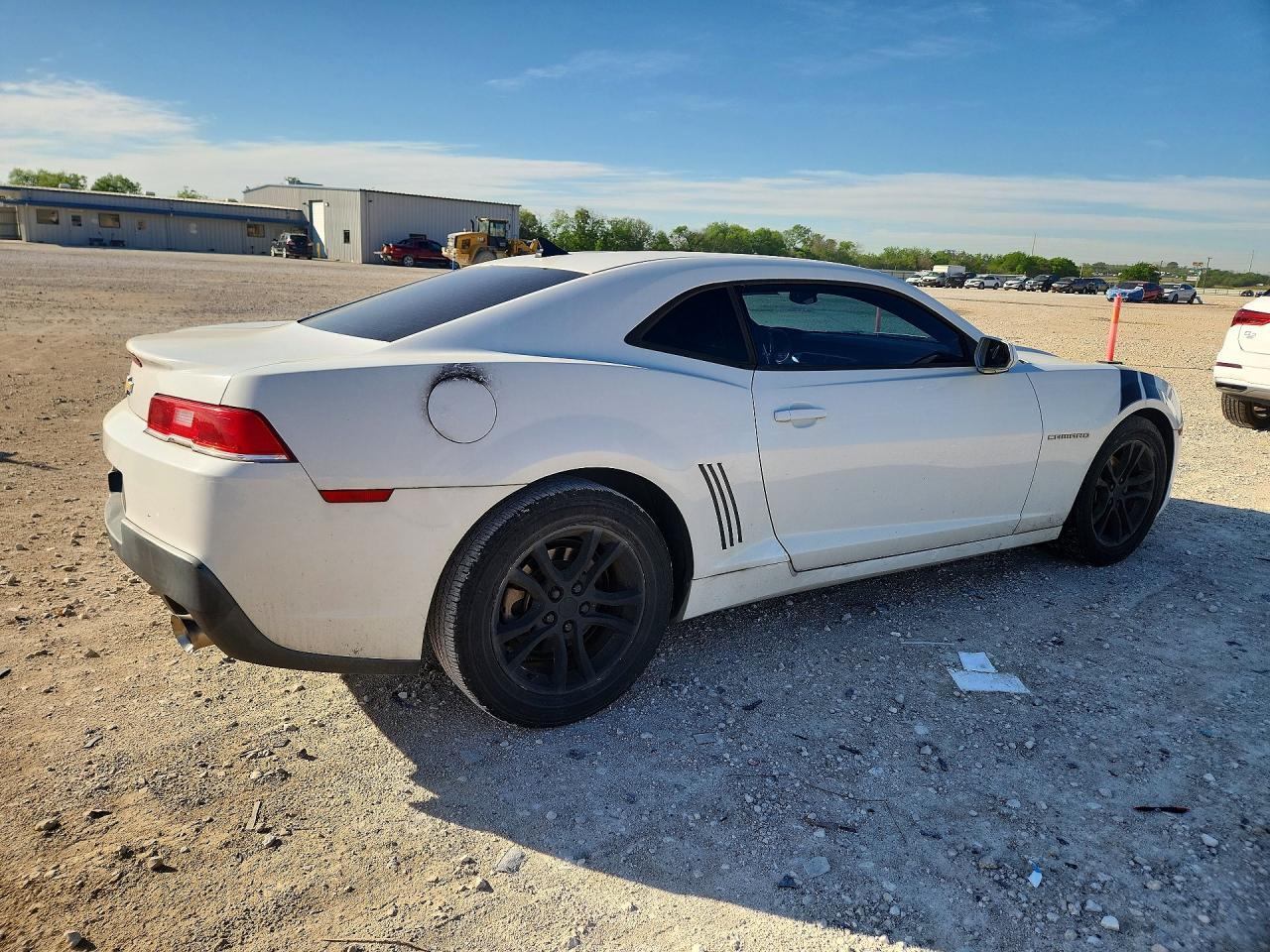 2015 Chevrolet Camaro Ls - zdjęcie 3