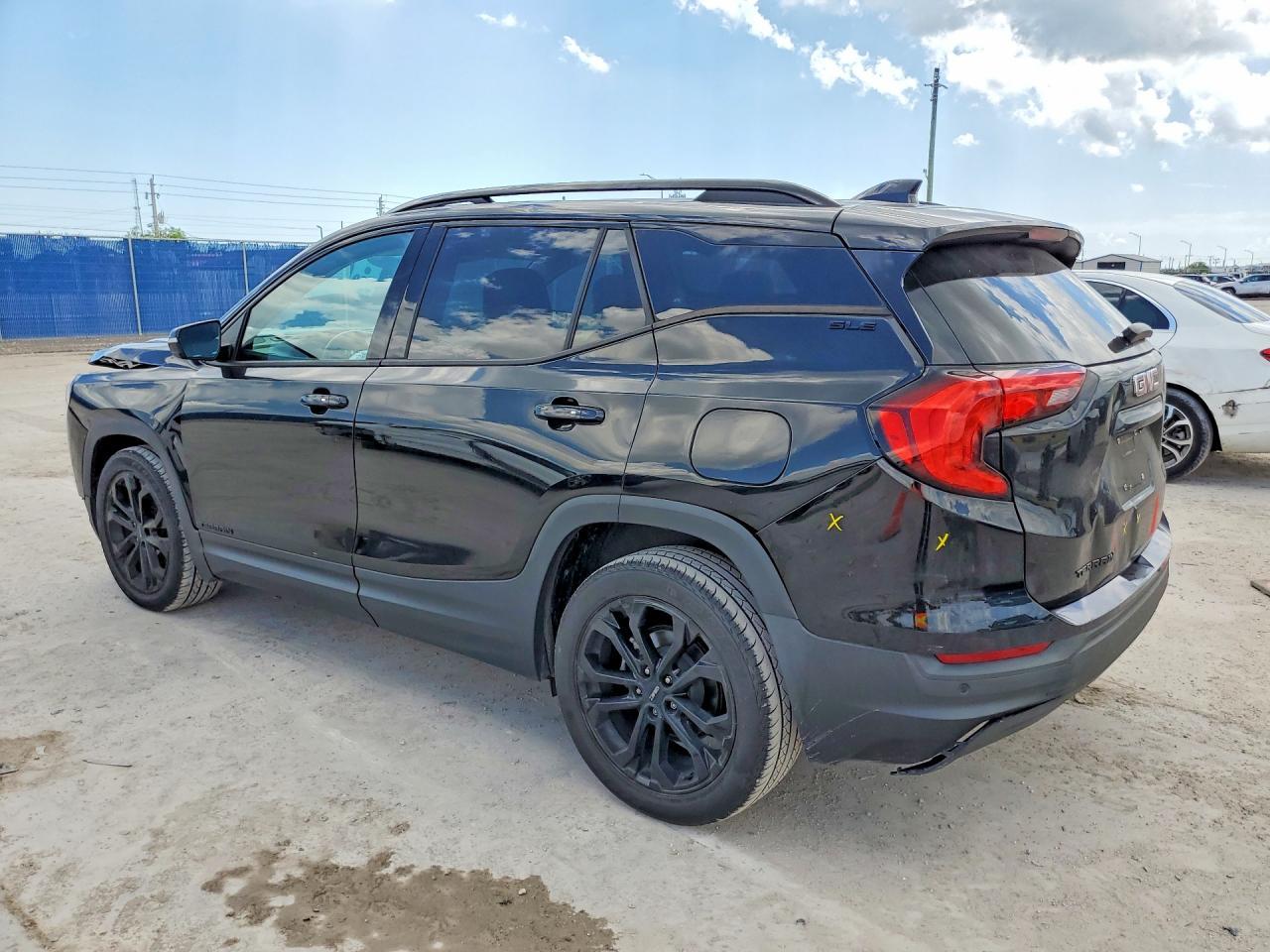 2020 GMC Terrain Sle - zdjęcie 2