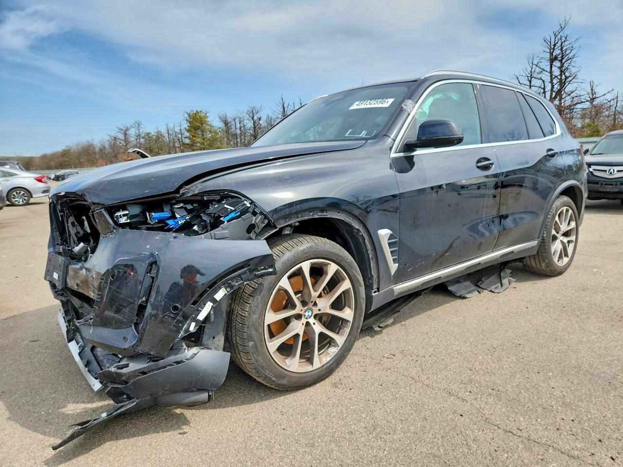 2025 BMW X5 xDrive40I - zdjęcie główne