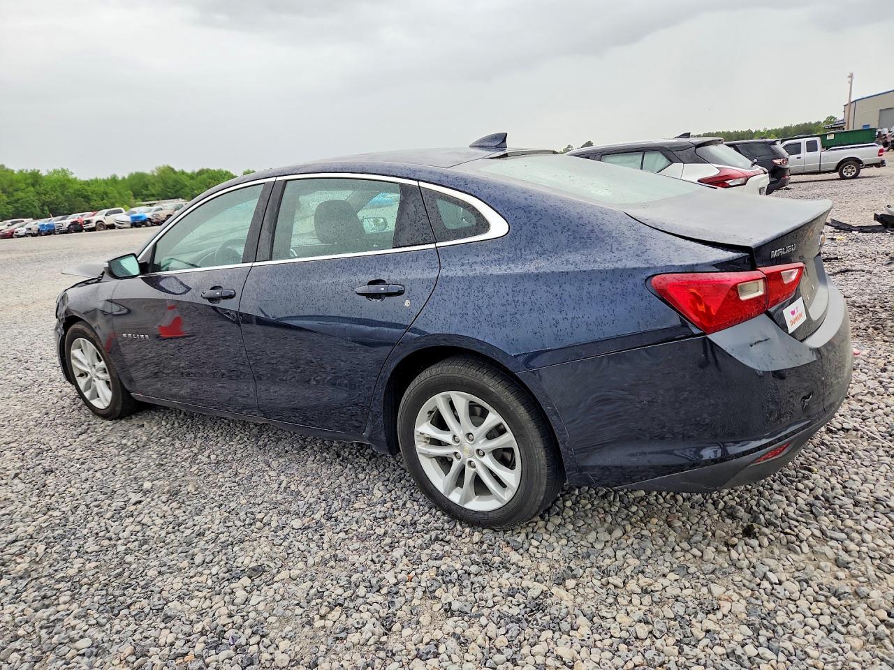 2018 Chevrolet Malibu Lt - zdjęcie 2