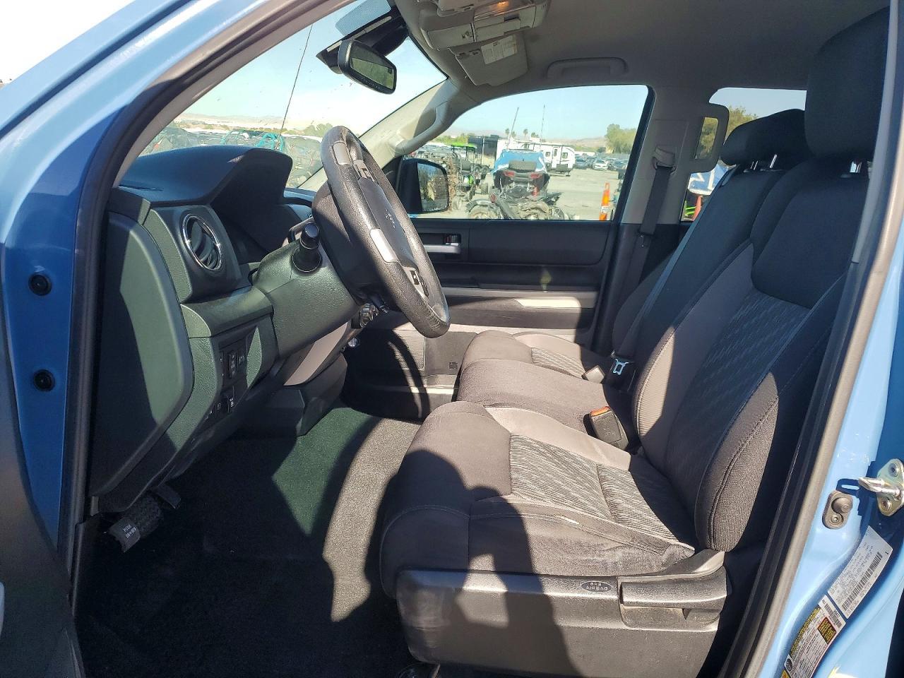 2019 Toyota Tundra Sr5 - zdjęcie 7