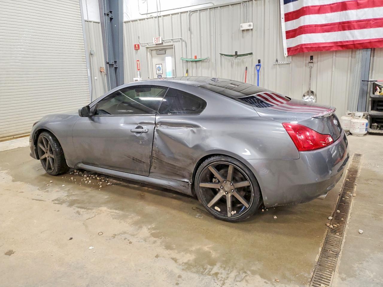 2014 Infiniti Q60 Coupe Journey - zdjęcie 2