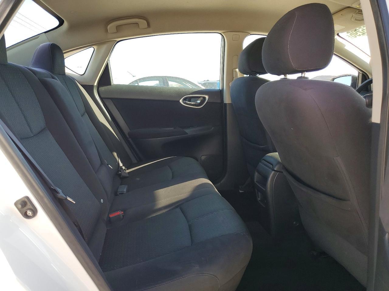 2015 Nissan Sentra Sr - zdjęcie 10
