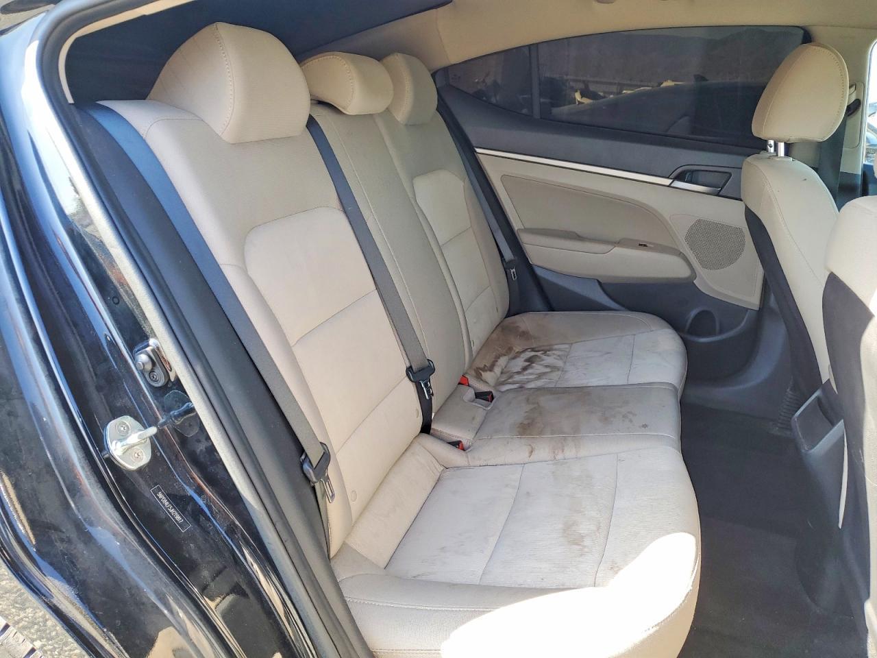 2018 Hyundai Elantra Sel - zdjęcie 10