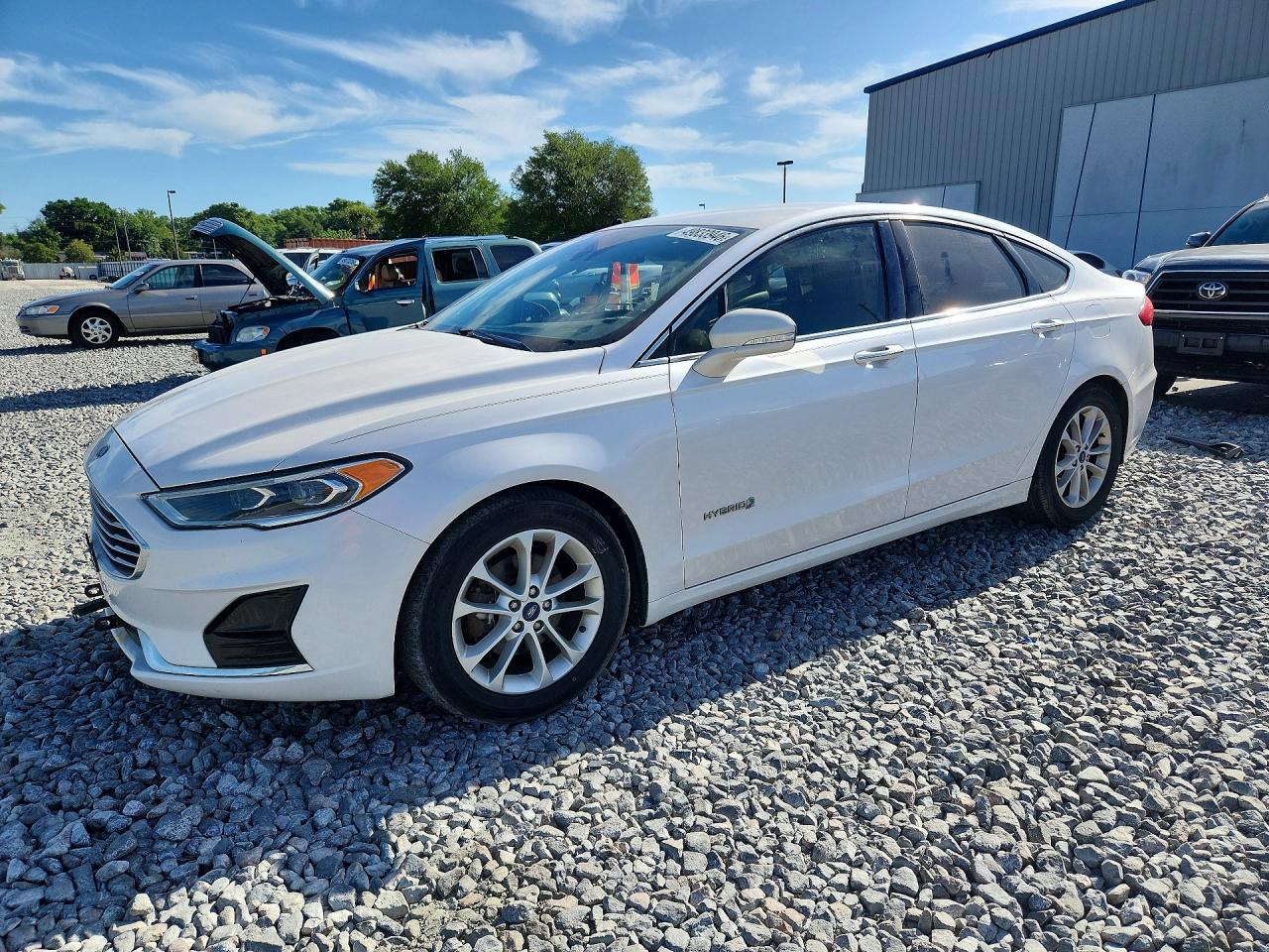 2019 Ford Fusion Sel - zdjęcie główne