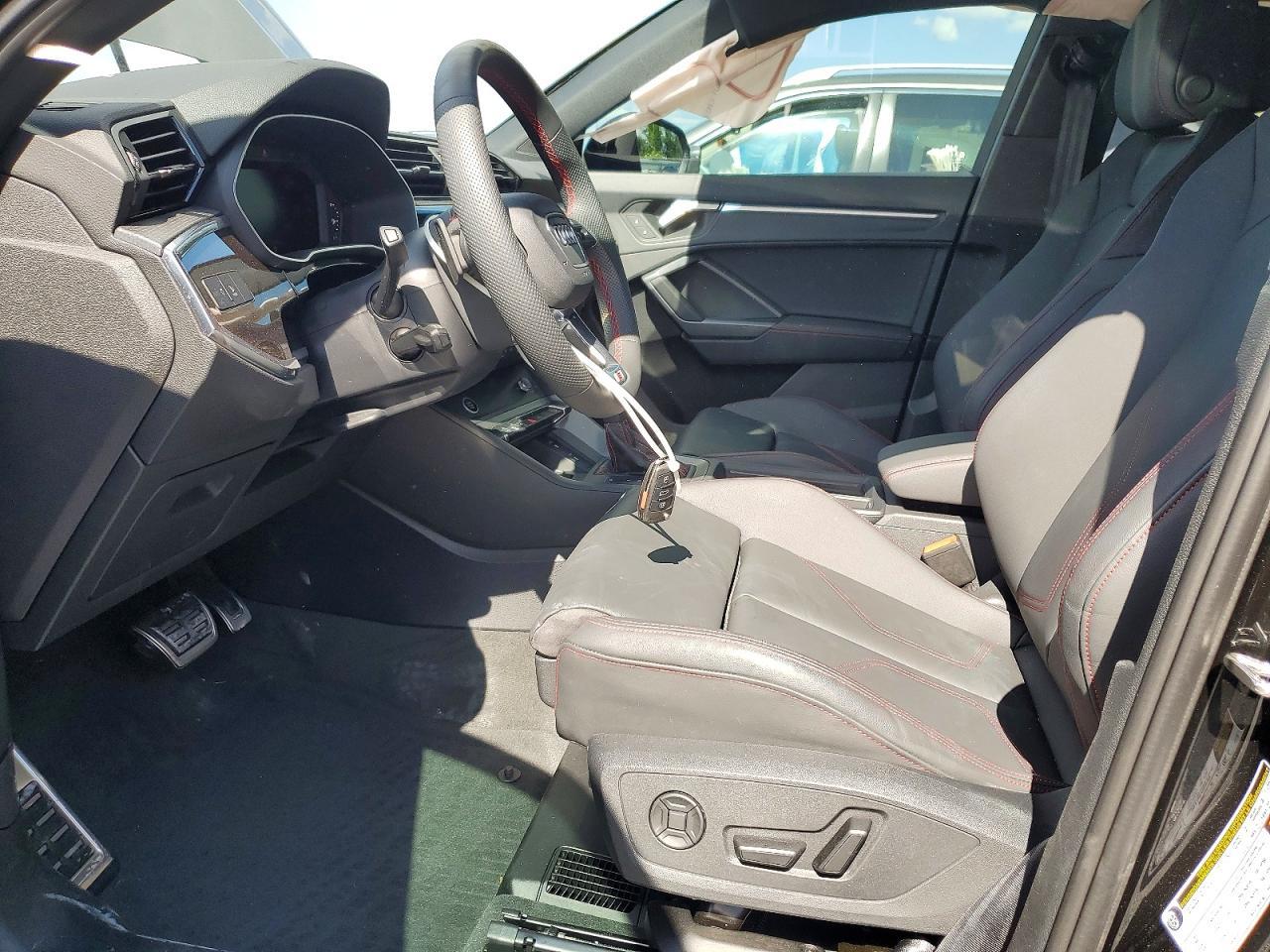 2025 Audi Q3 Premium Plus S Line 45 - zdjęcie 7