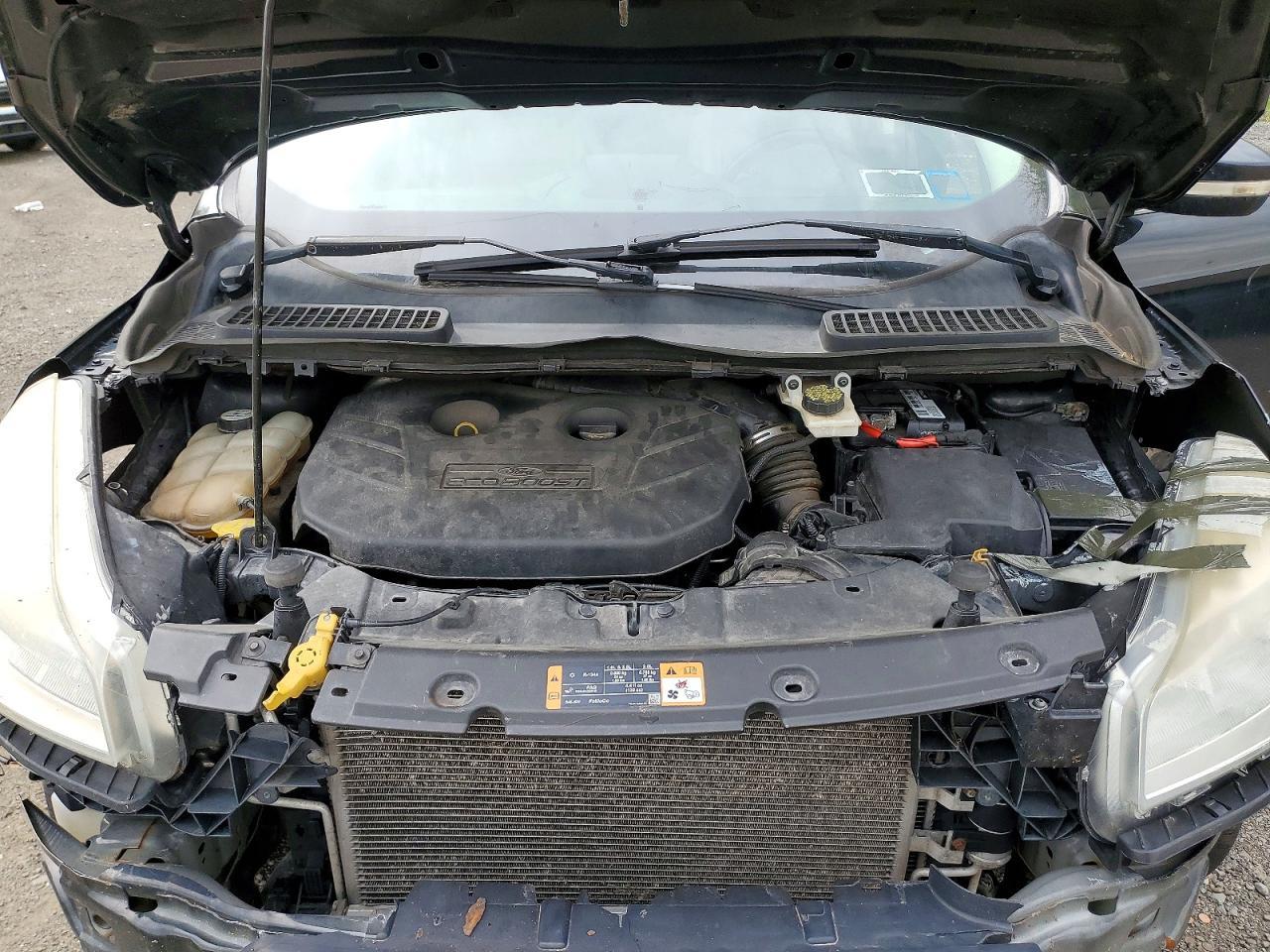 2014 Ford Escape Titanium - zdjęcie 12